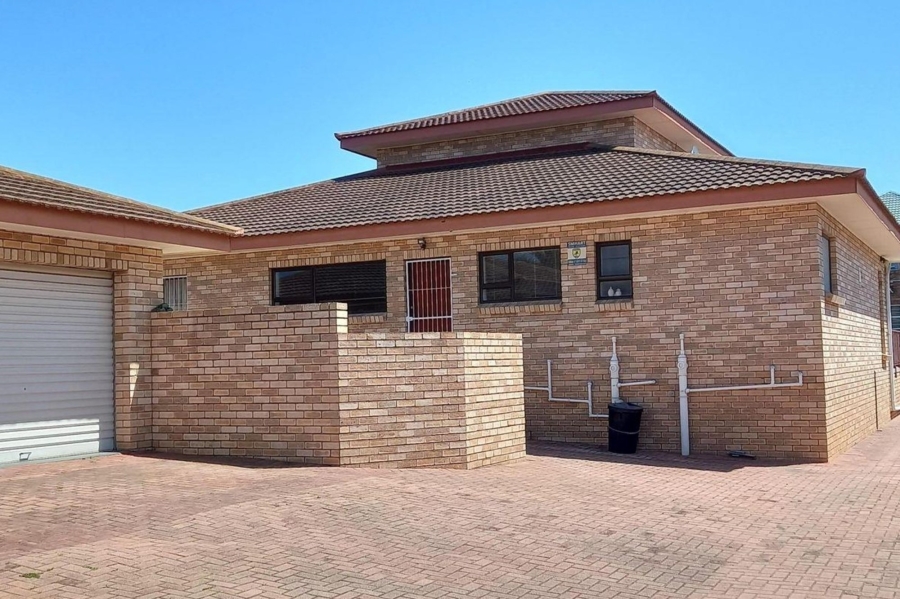 3 Bedroom Property for Sale in Wavecrest Eastern Cape